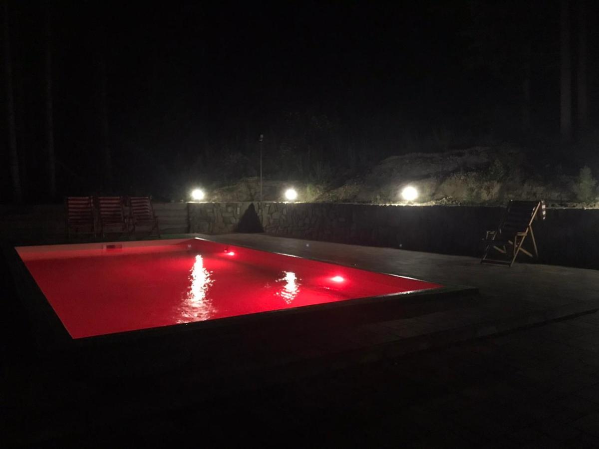 Ялинка Villa Myhove Dış mekan fotoğraf