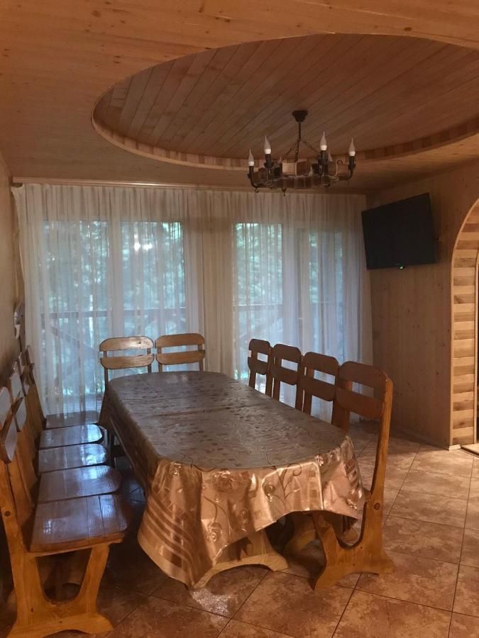 Ялинка Villa Myhove Dış mekan fotoğraf